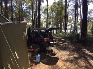 Australia (Wellington Dam)